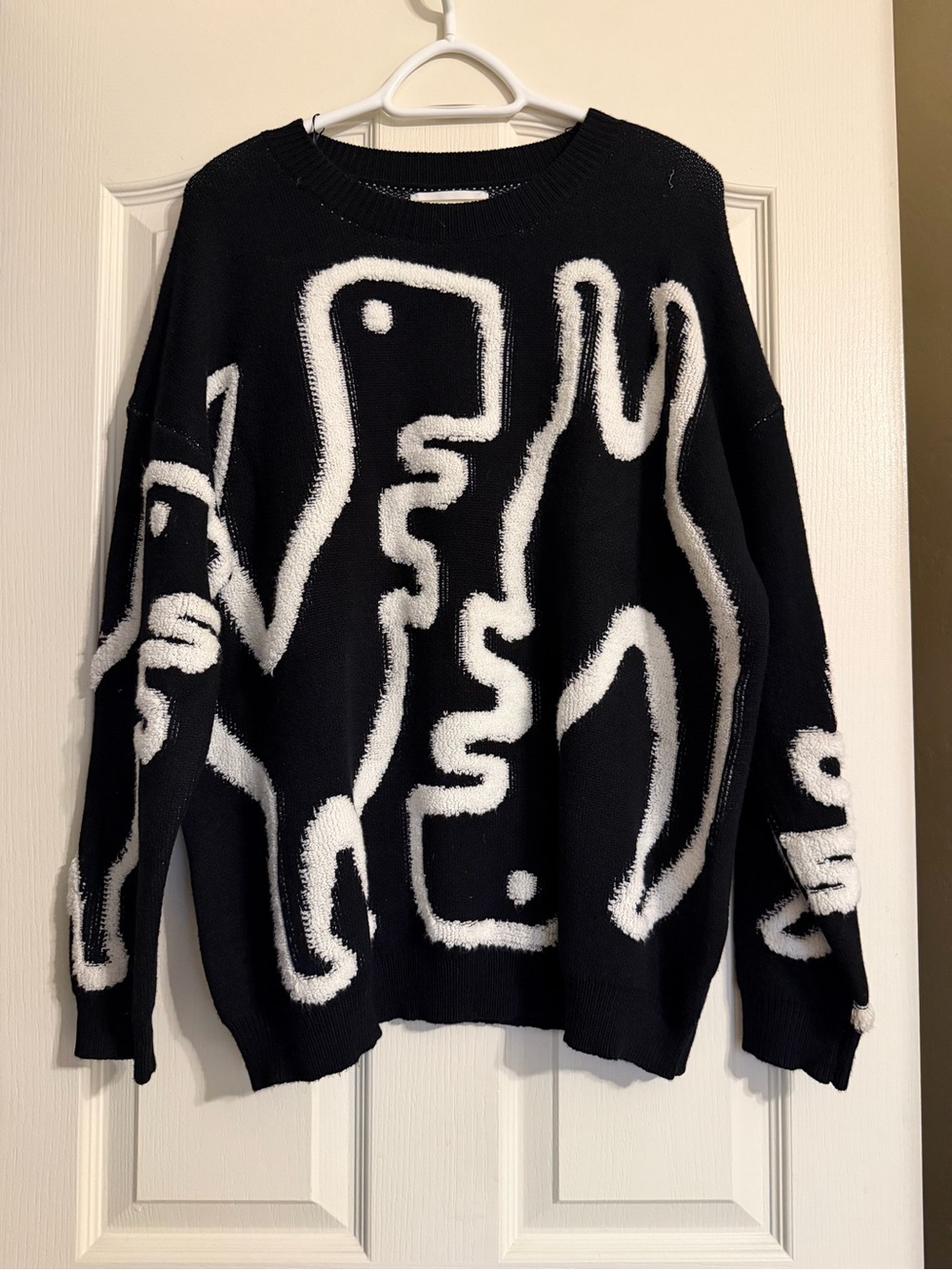 Black Sweater with Abstract White Graphic M